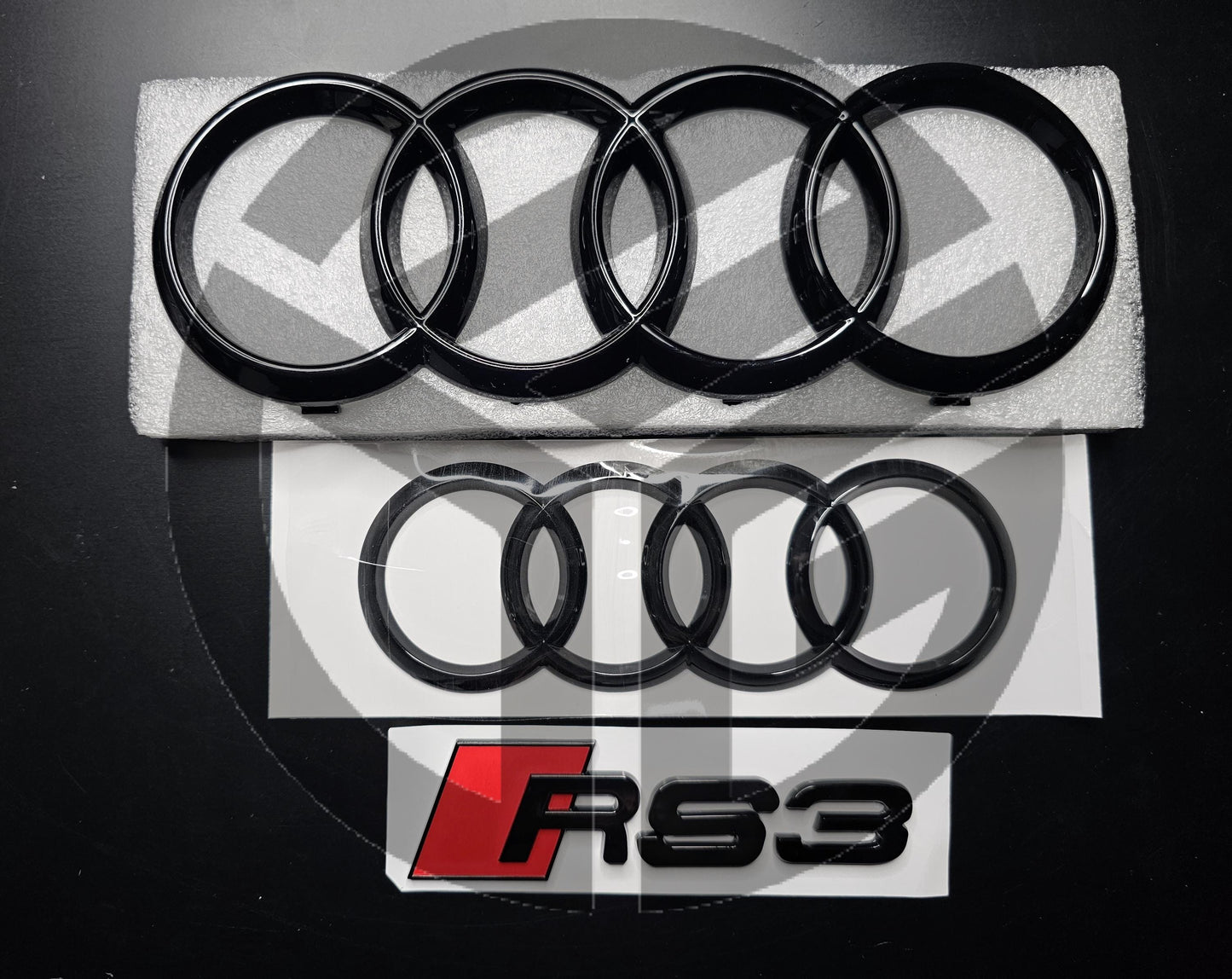 Audi RS3 2013-2020 Gloss Black Badges GRILLE/BOOT