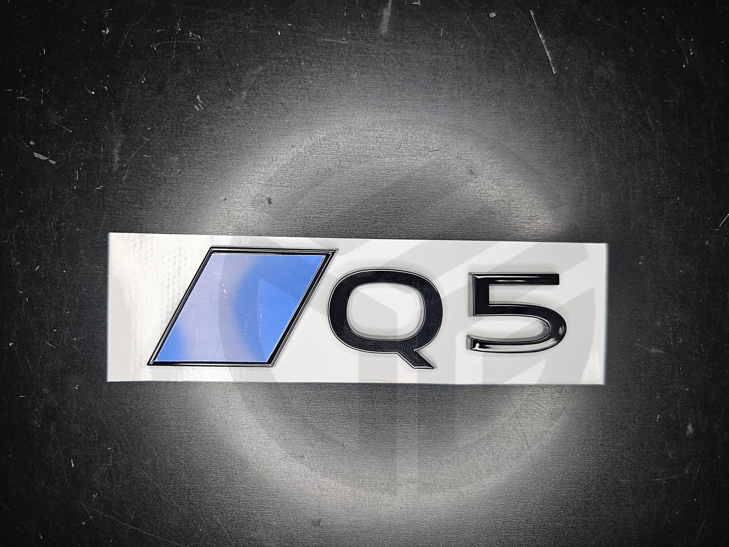 Audi 2025 New Style Badges (Various Colours) RS3 S3 S4 S5 S6A3 A4 A5 A6 A7 A8 Q3 Q4 Q5 Q6 Q7 Q8 Gloss Black Badge/Emblem S-Line (New Style)
