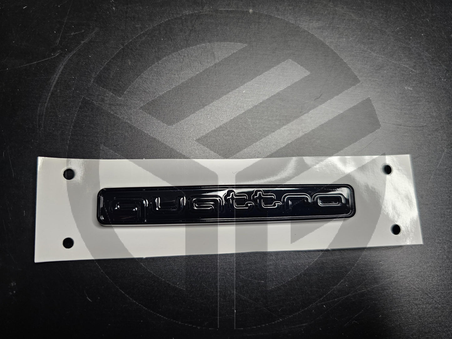 Audi Quattro (9.4cm) Version Gloss Black Badge Decal Boot Grille A3 A4 A5 A6 A7 Q2 Q3 Q4 Q5 Q7 Q8